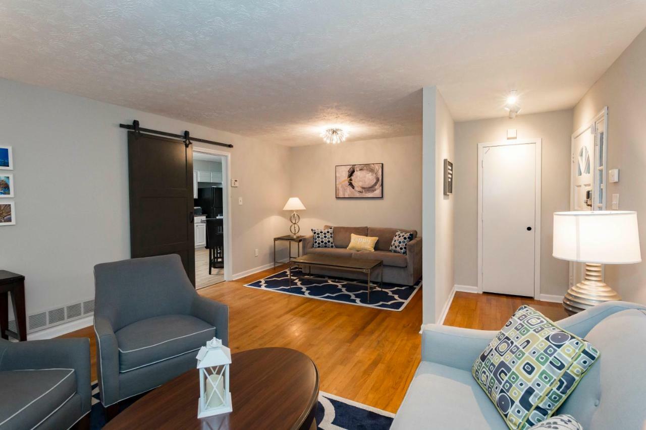أوستل Luxury Home W/Gameroom Kingsizebed Near Six Flags المظهر الخارجي الصورة